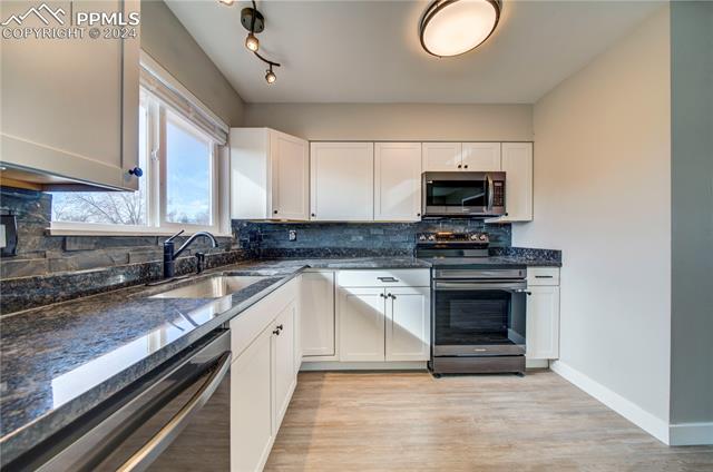 6935 Sullivan Avenue