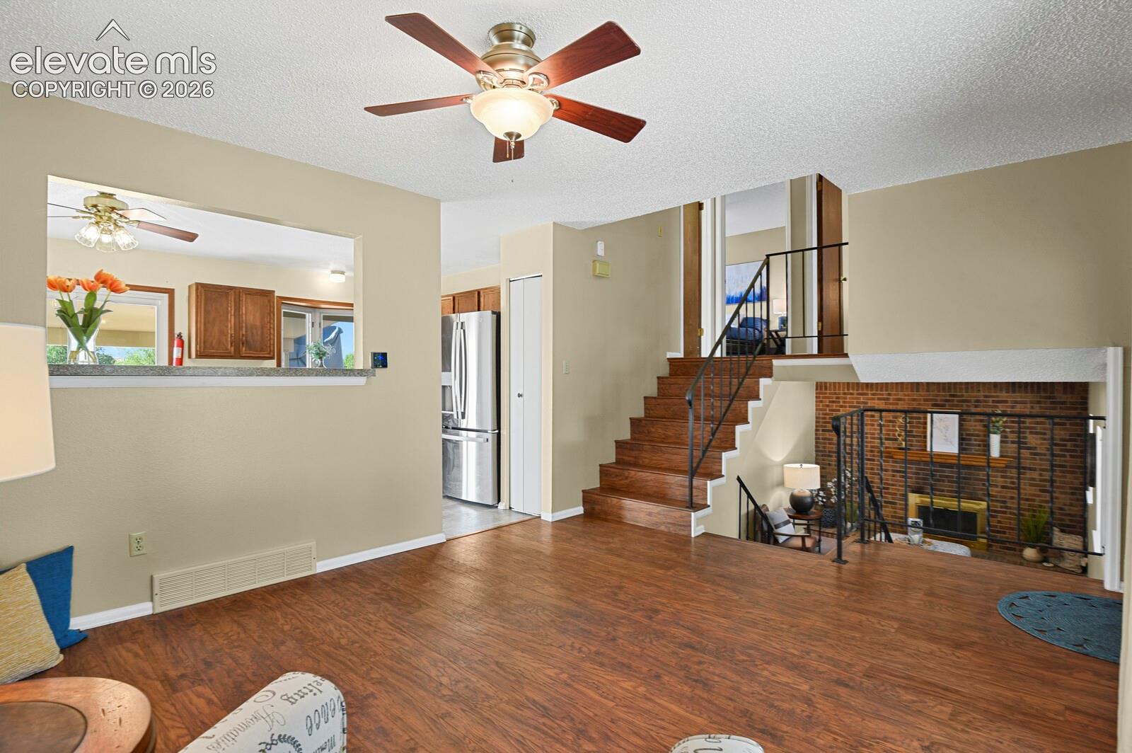 4641 Newton Drive