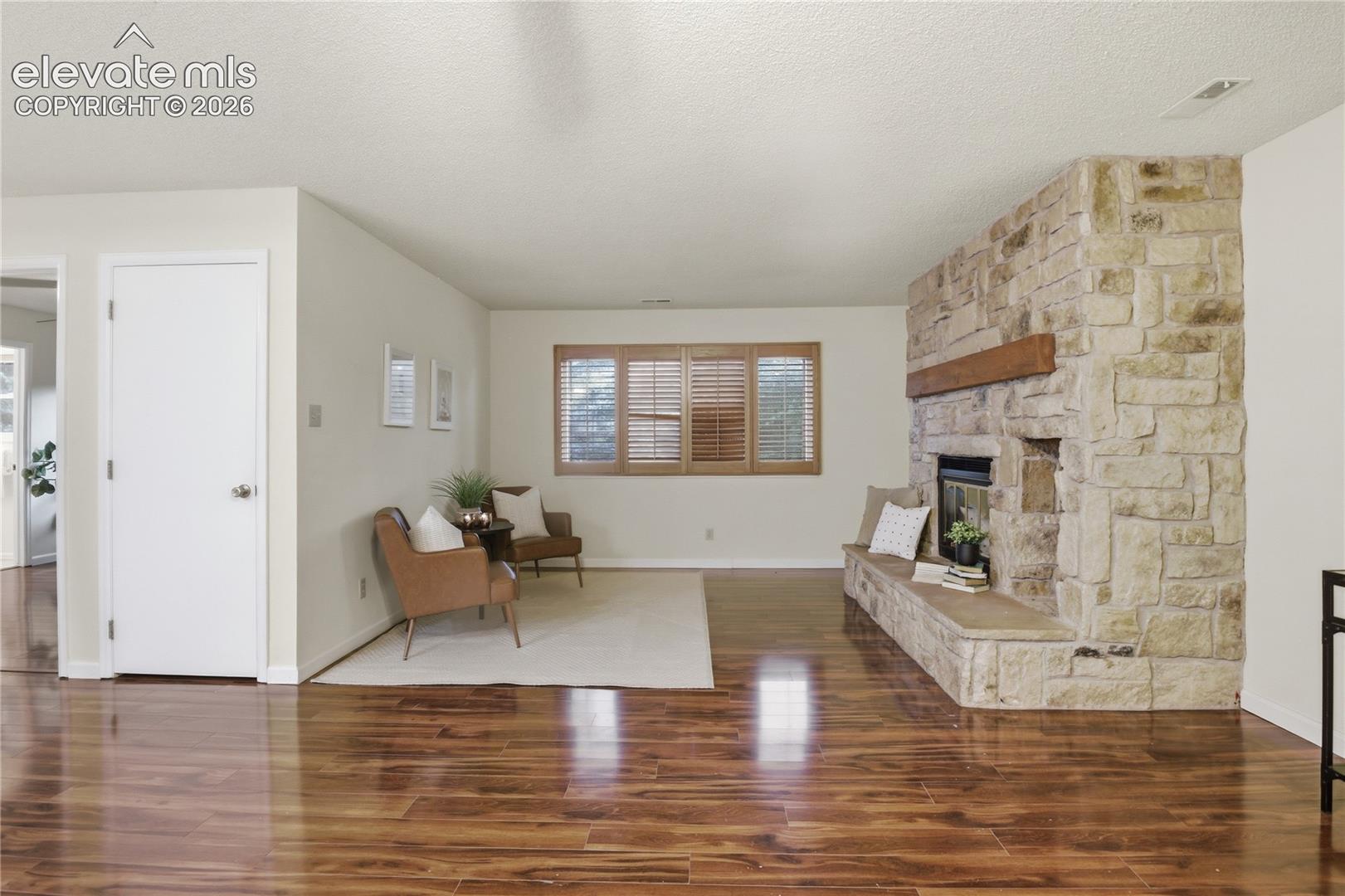 1032 Moorings Drive