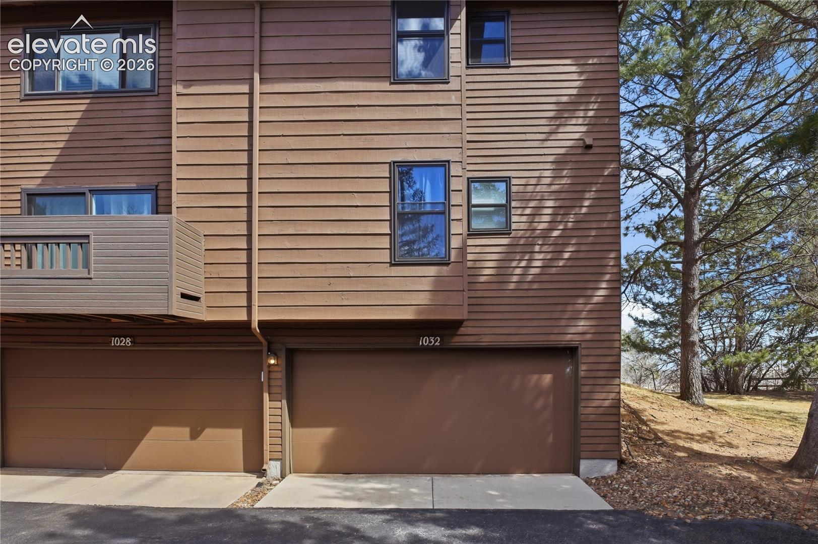 1032 Moorings Drive