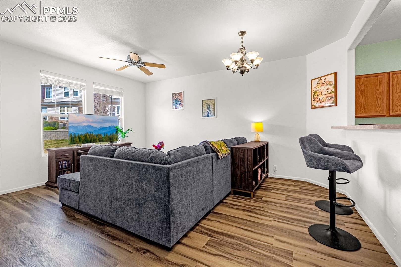 1649 Reilly Grove