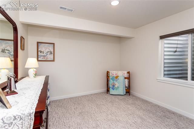 6432 Vistancia Avenue