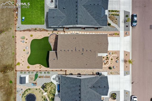 6432 Vistancia Avenue