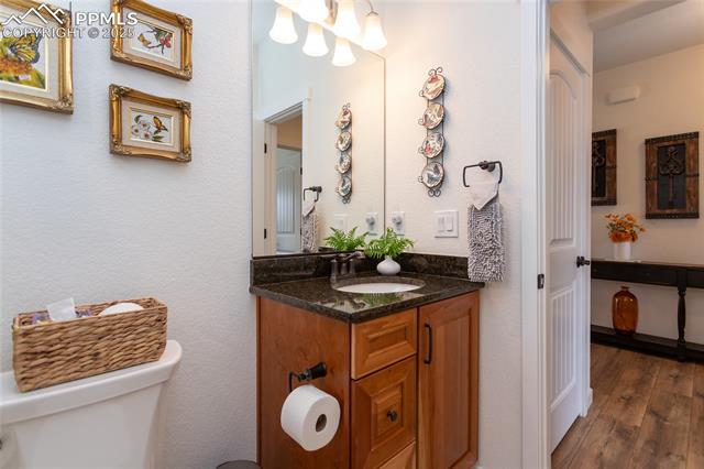 6432 Vistancia Avenue