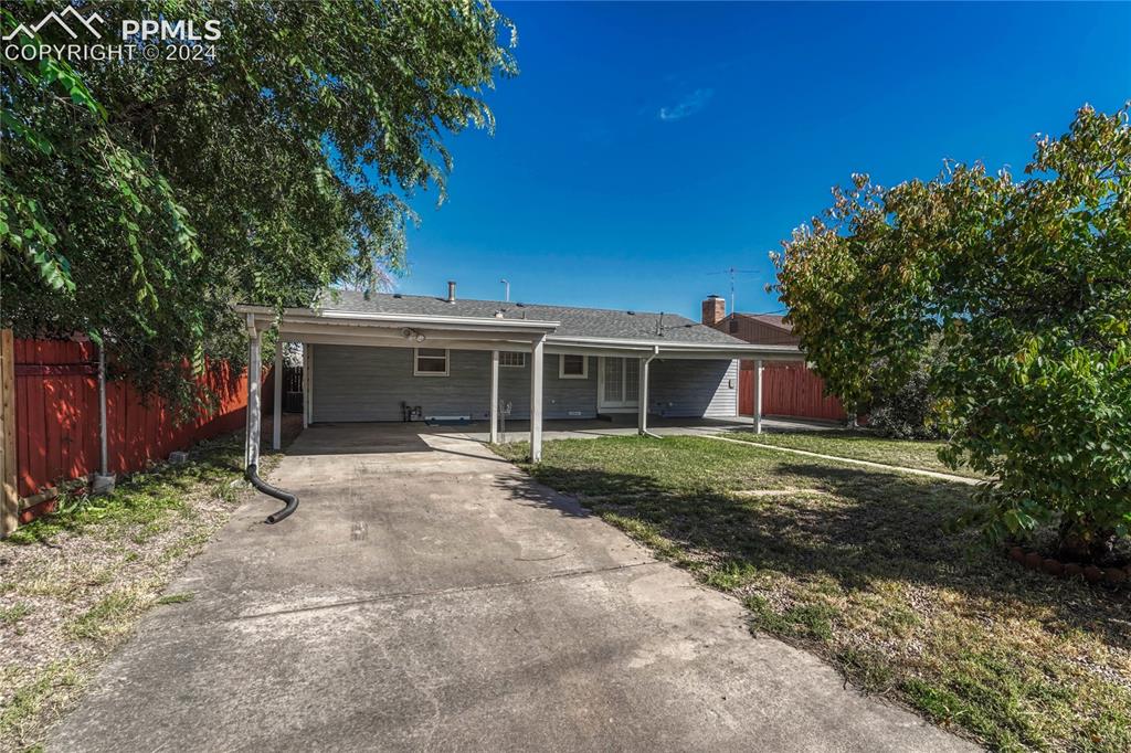 1838 N Circle Drive
