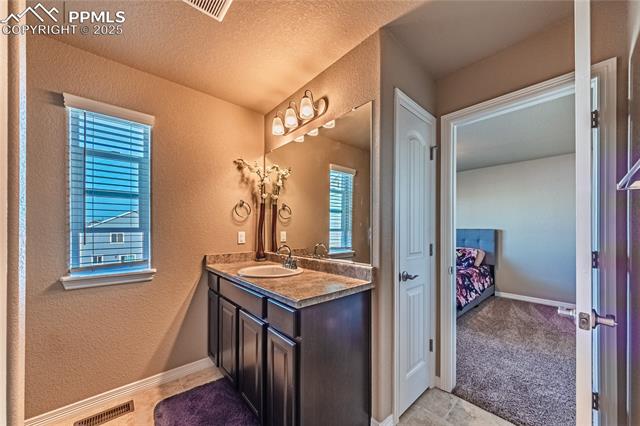 6031 Meadowbank Lane