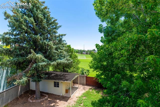 533 Griffith Way