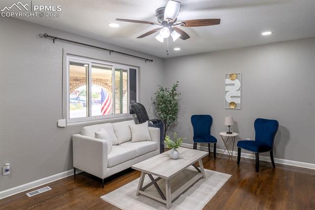 533 Griffith Way