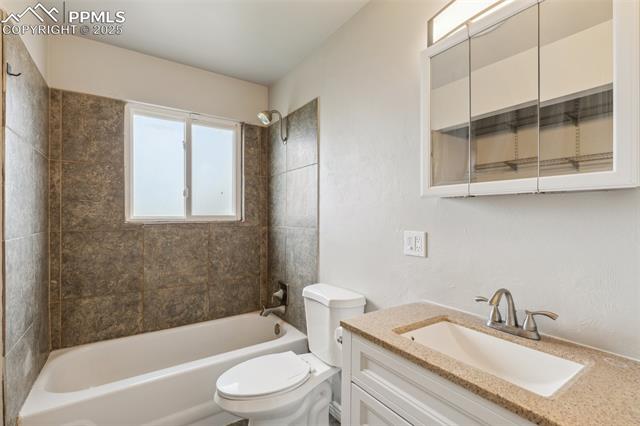 1878 Pepperwood Place