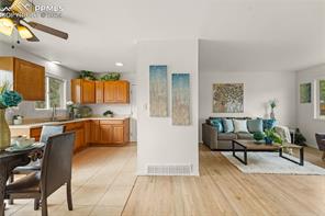 2621 Gomer Avenue