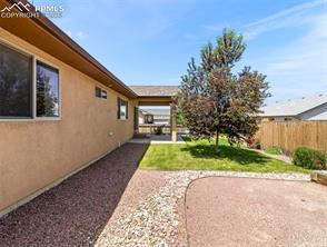 2211 Crestwood Lane