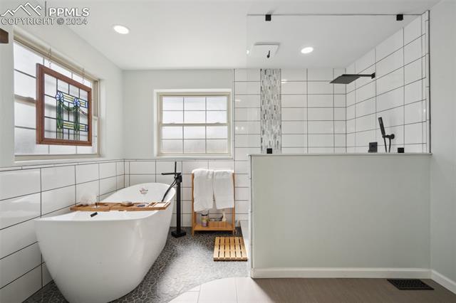 15210 Churchill Place