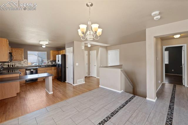 7286 Campstool Drive