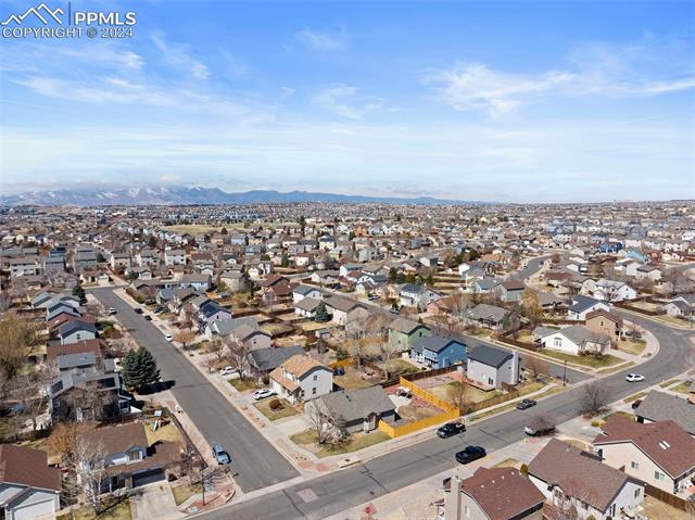 7286 Campstool Drive