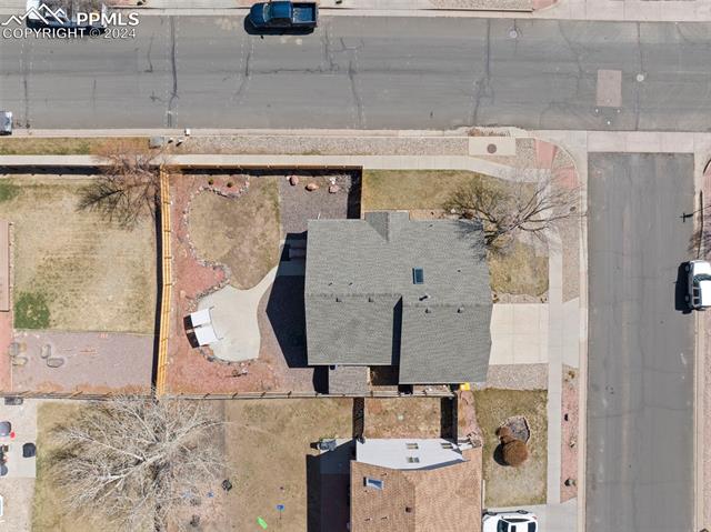 7286 Campstool Drive