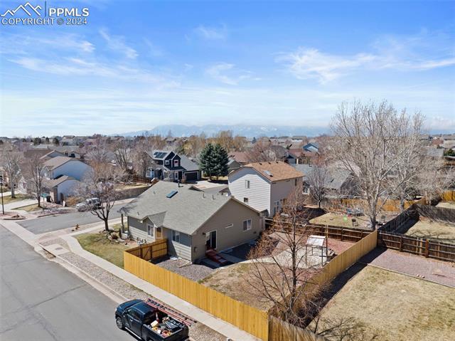 7286 Campstool Drive