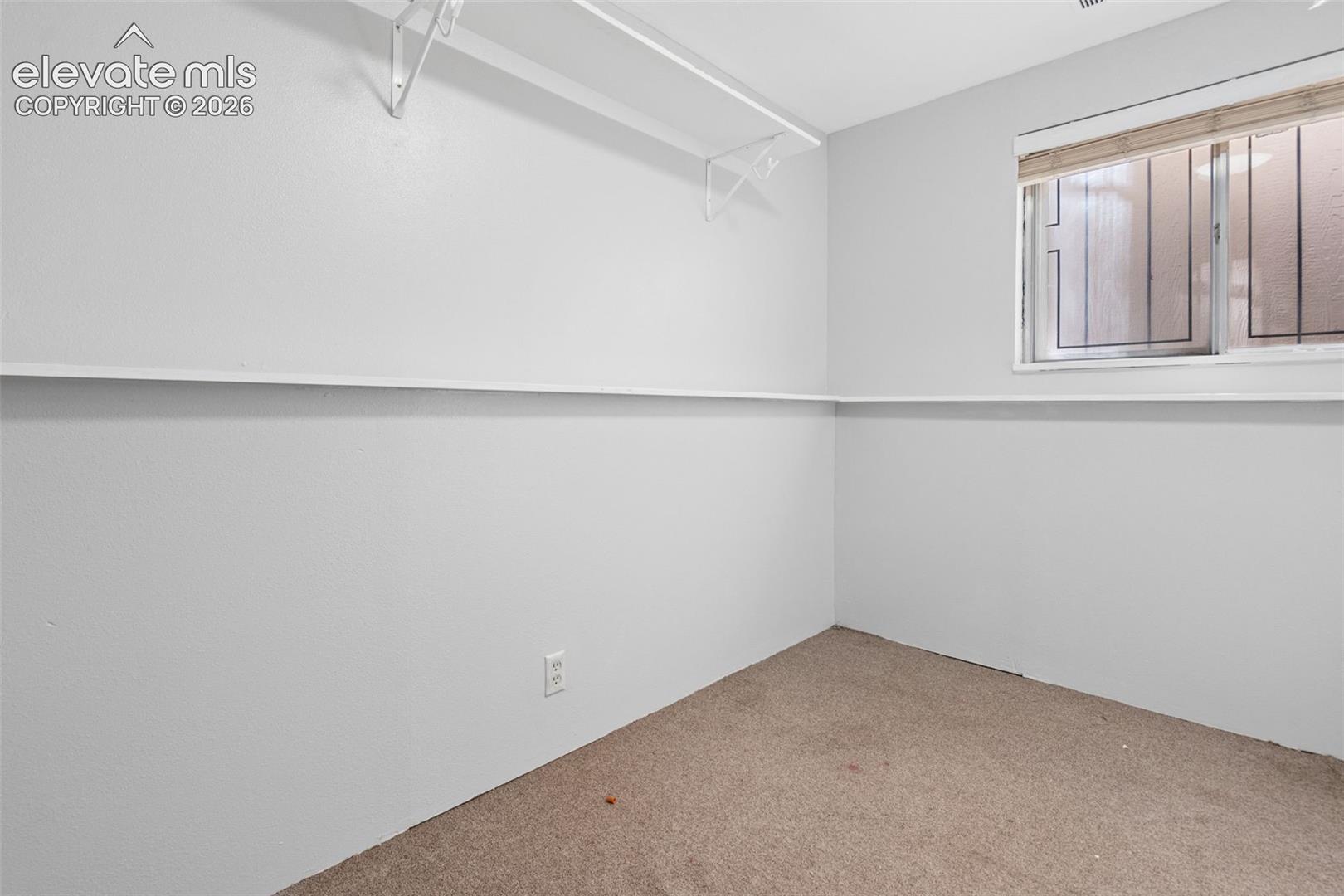 627 Lansing Drive