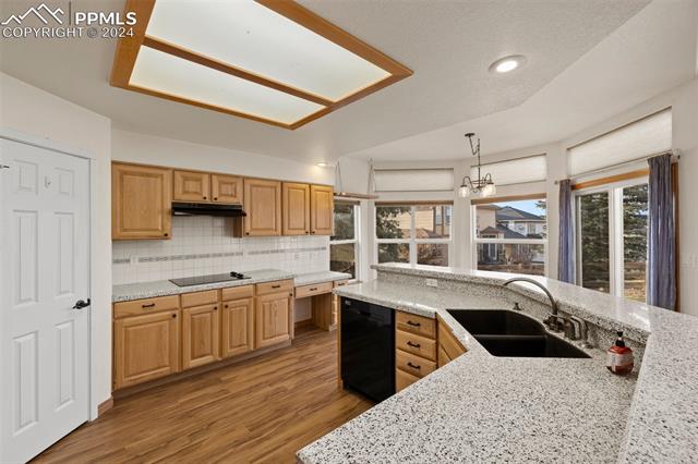 1836 Queens Canyon Court