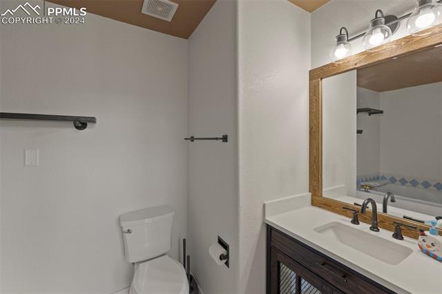 1836 Queens Canyon Court