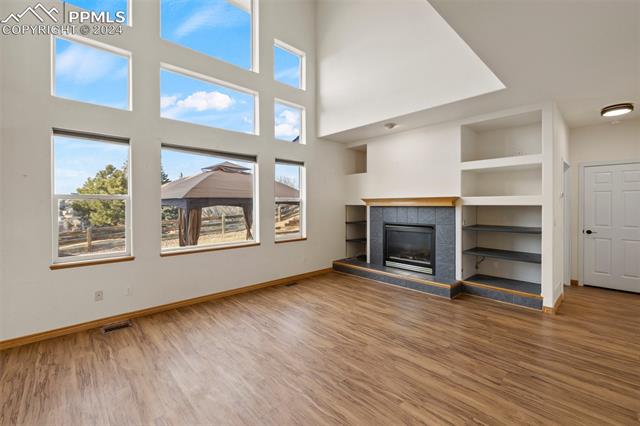 1836 Queens Canyon Court