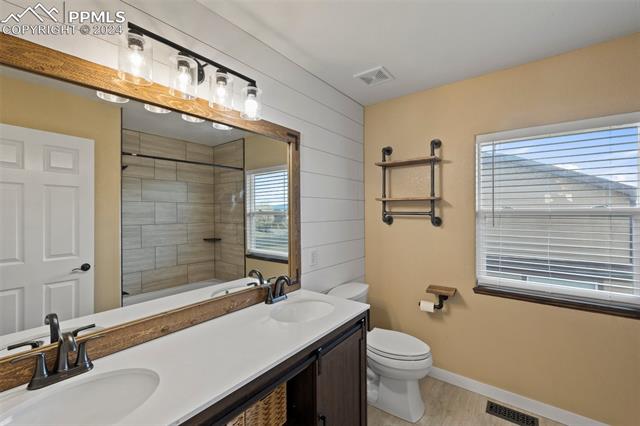 1836 Queens Canyon Court