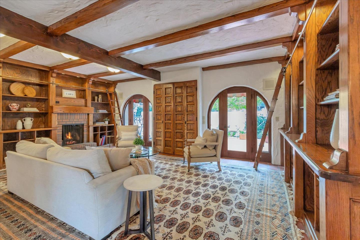 19490 Glen Una Drive