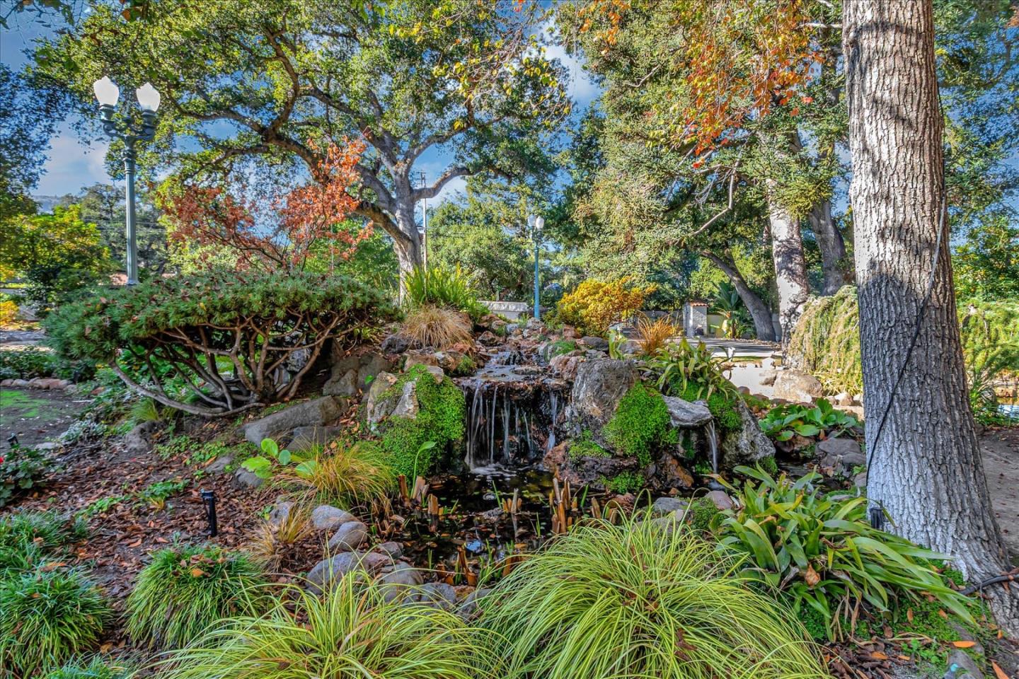 19490 Glen Una Drive