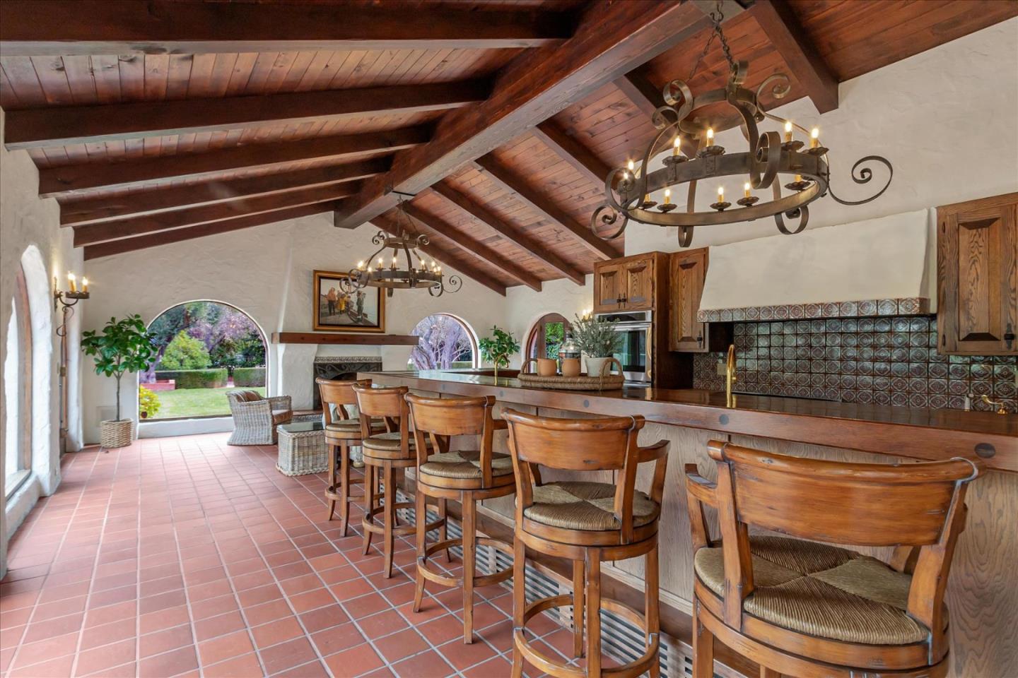 19490 Glen Una Drive