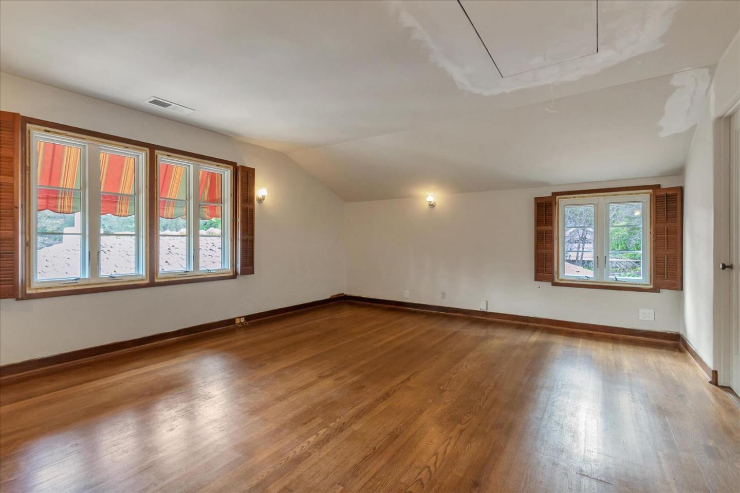 19490 Glen Una Drive