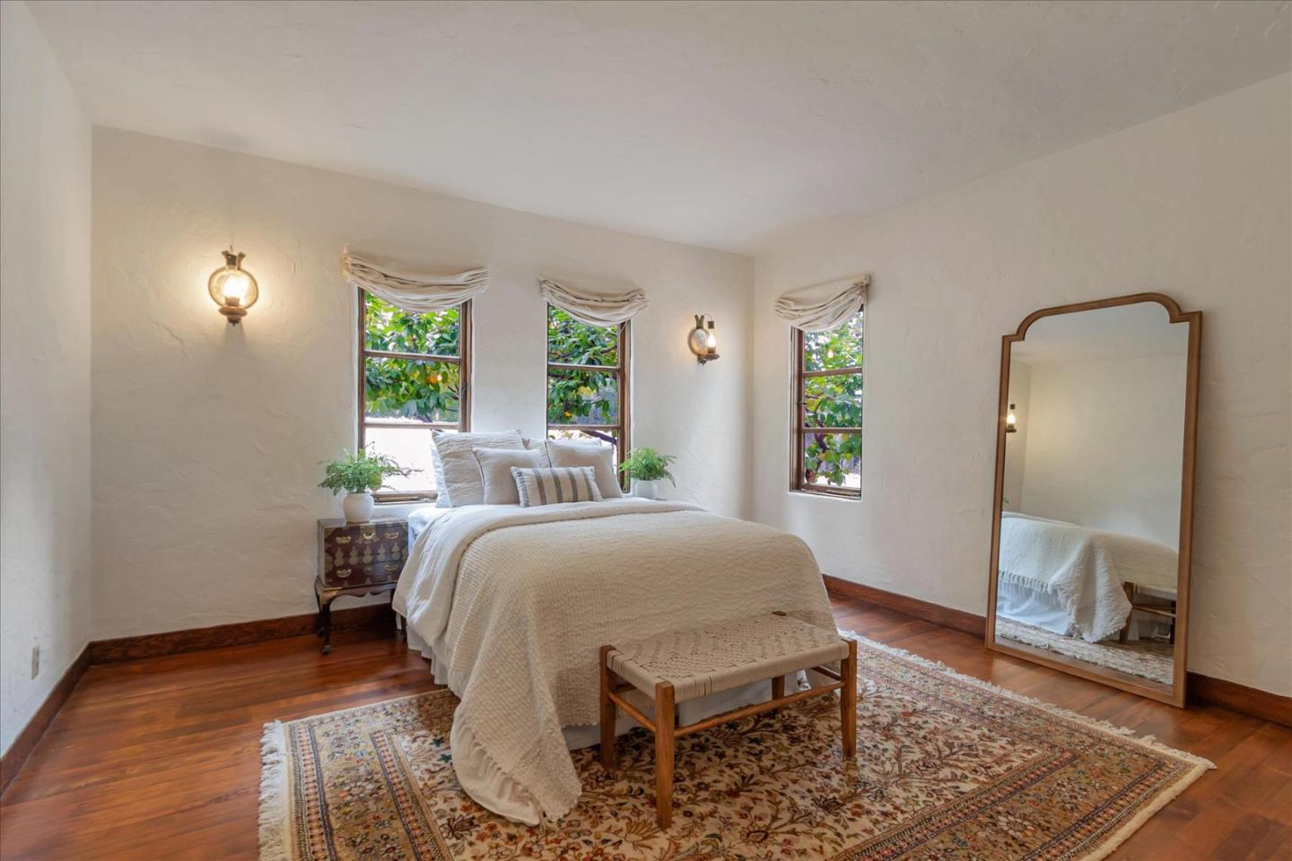 19490 Glen Una Drive