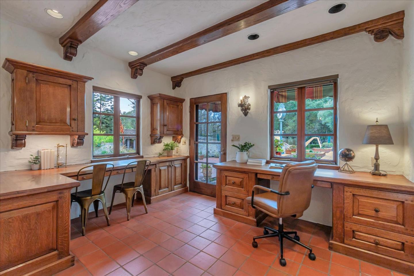 19490 Glen Una Drive