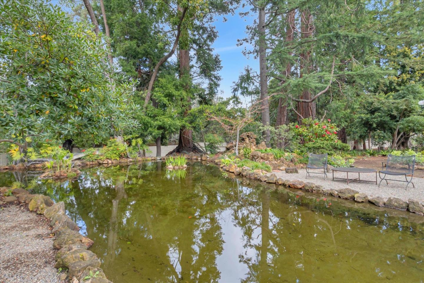 19490 Glen Una Drive