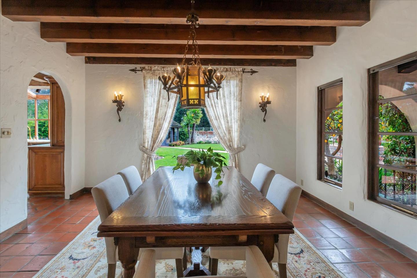 19490 Glen Una Drive