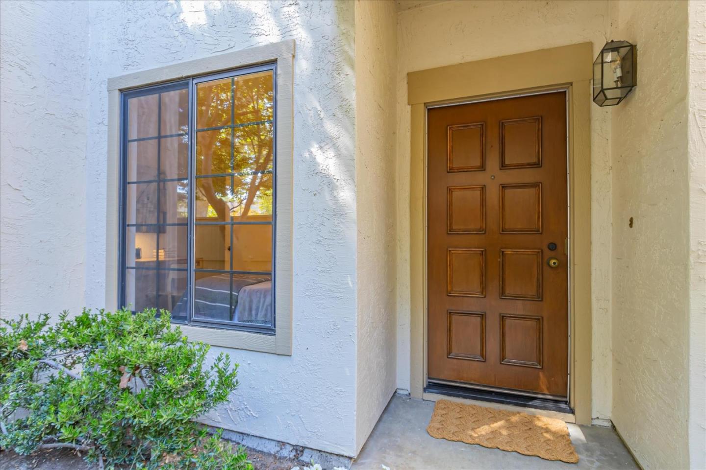 2088 Foxhall Loop