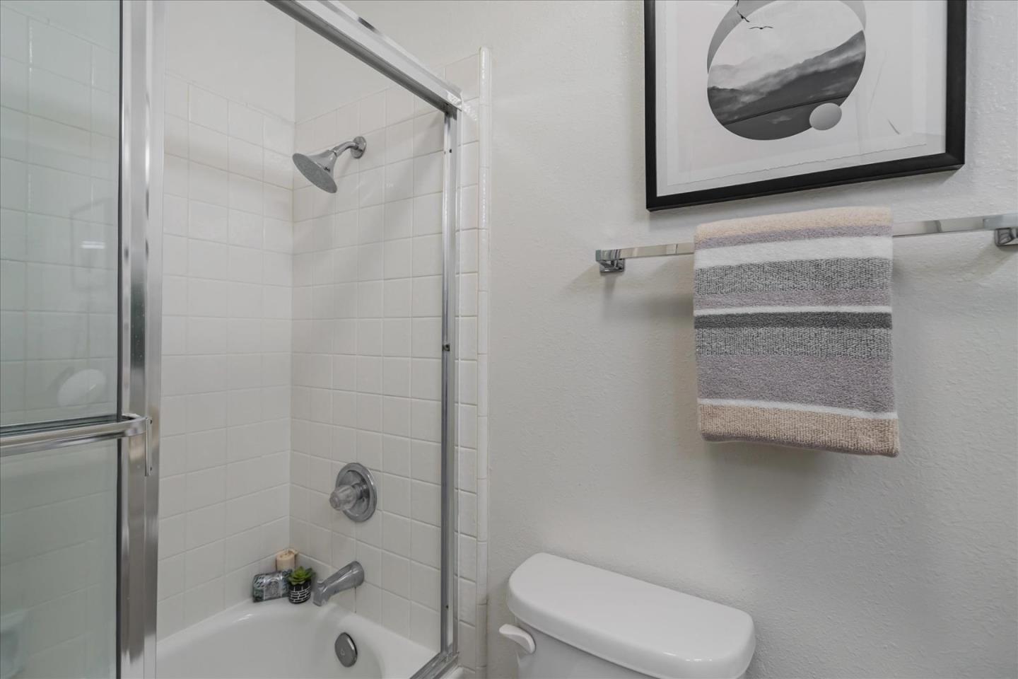 2088 Foxhall Loop