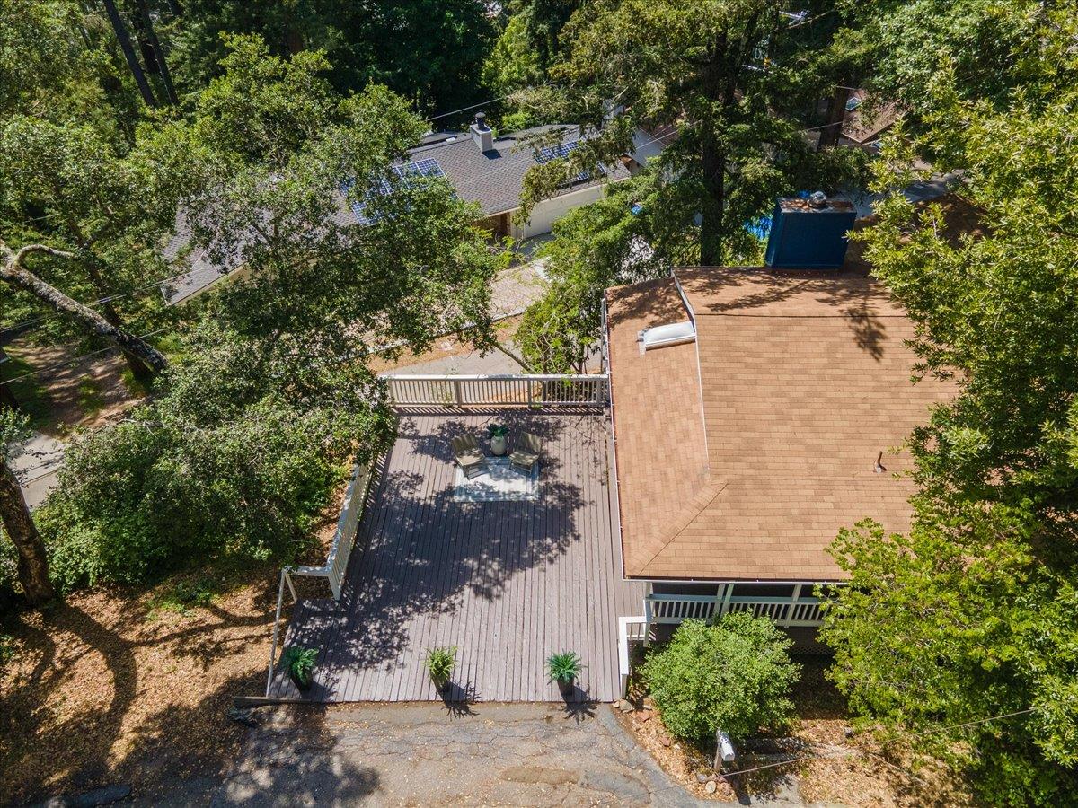 12 Summit Avenue