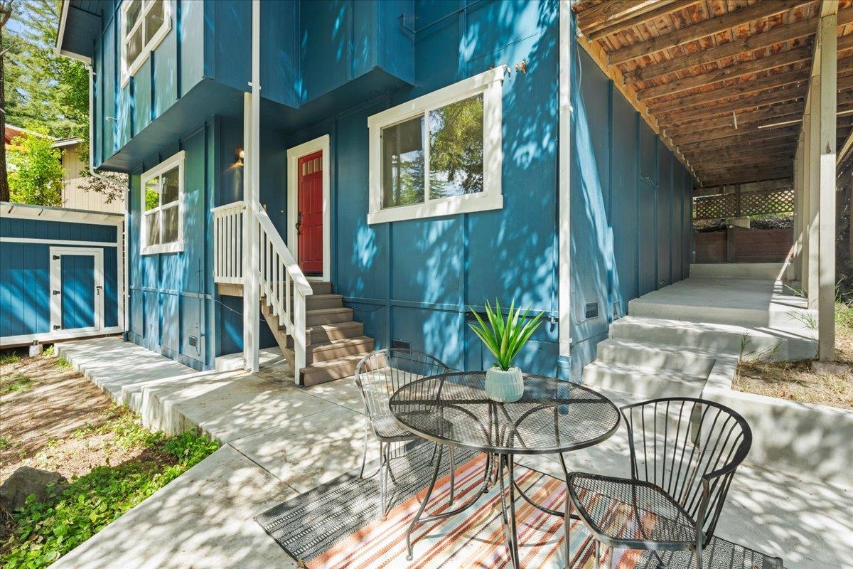 12 Summit Avenue