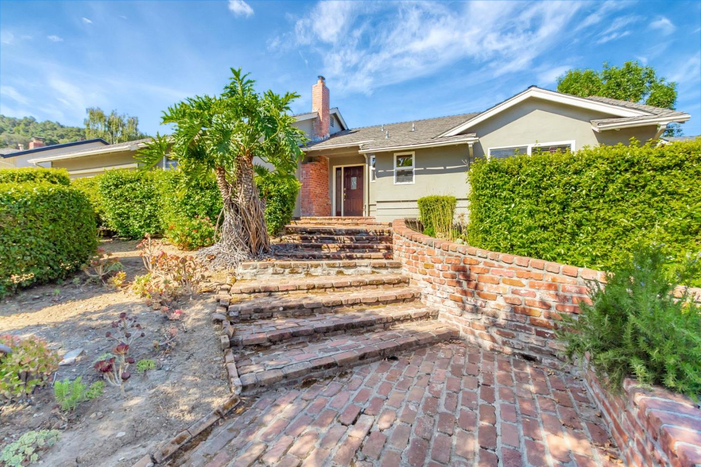 5513 Blossom Acres Drive