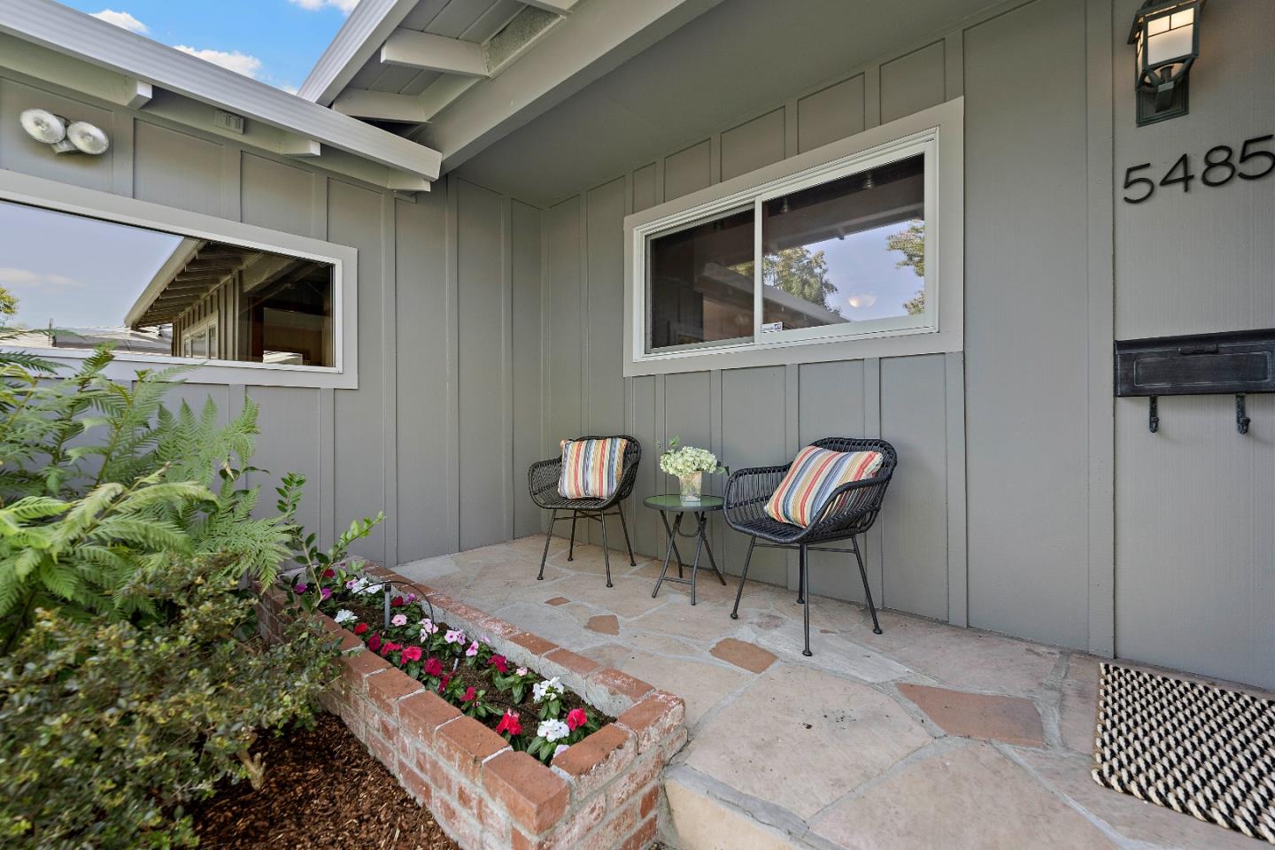 5485 Sharon Lane