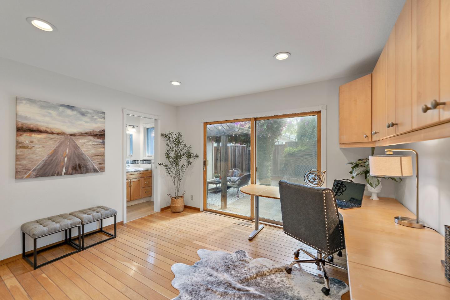 5485 Sharon Lane