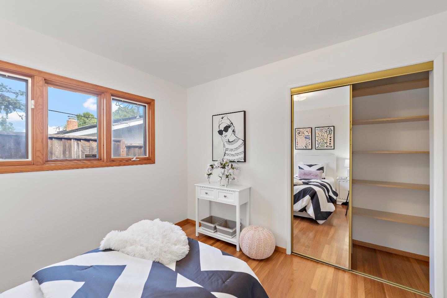 5485 Sharon Lane