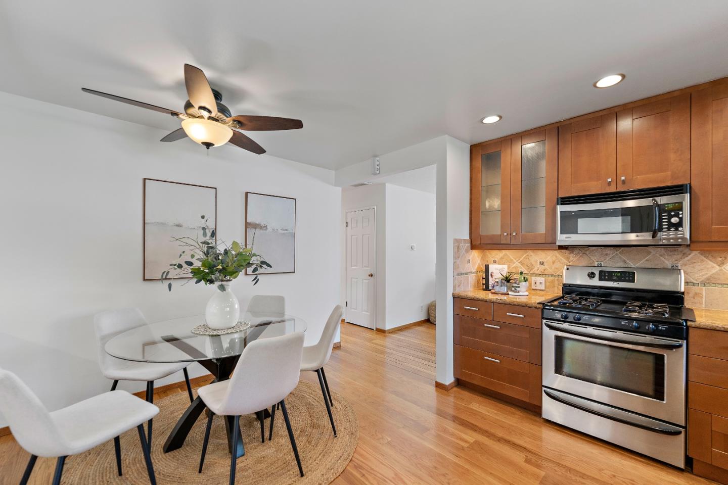 5485 Sharon Lane