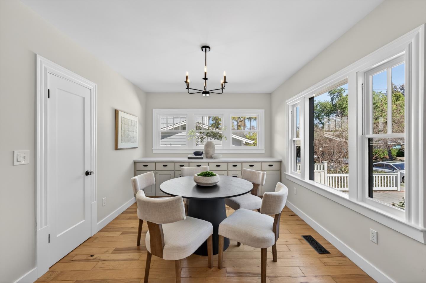 136 Loma Alta Avenue