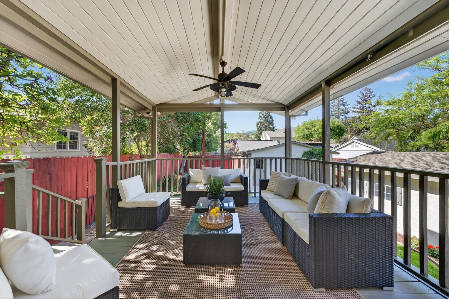 136 Loma Alta Avenue