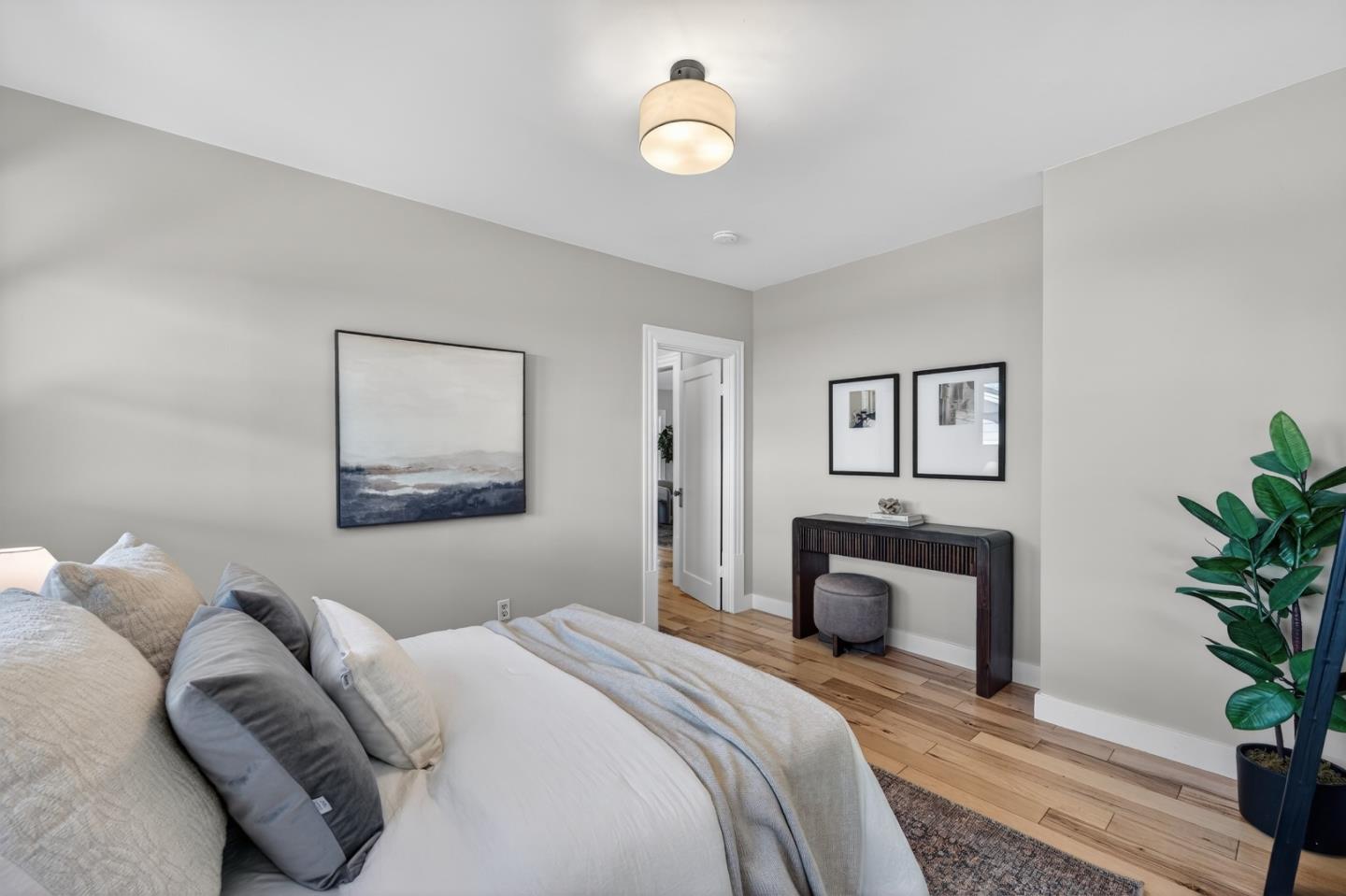 136 Loma Alta Avenue