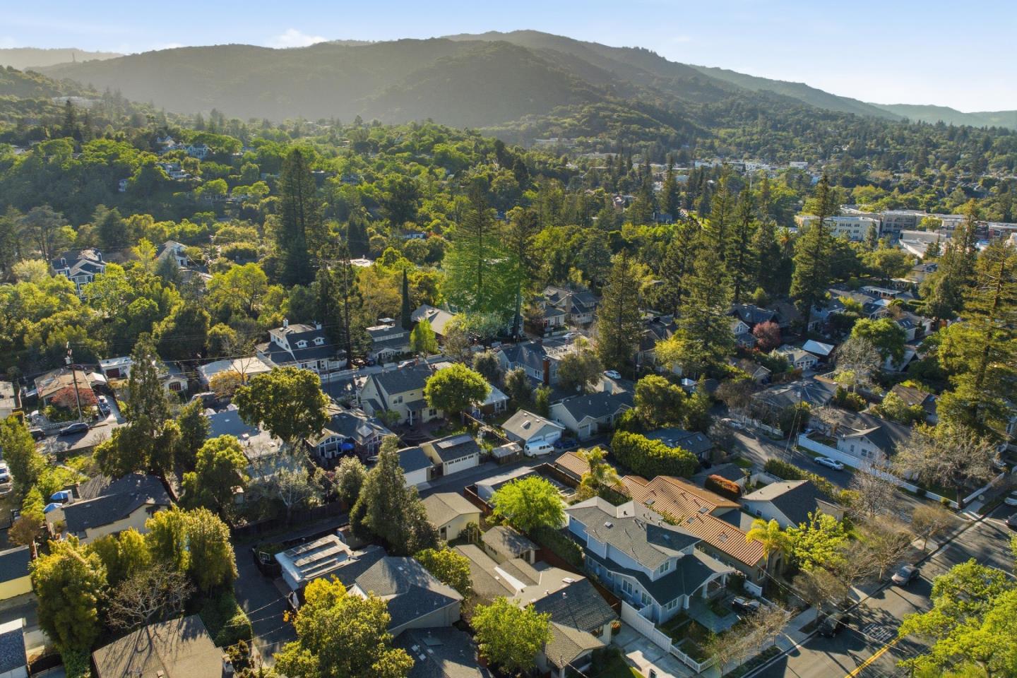 136 Loma Alta Avenue