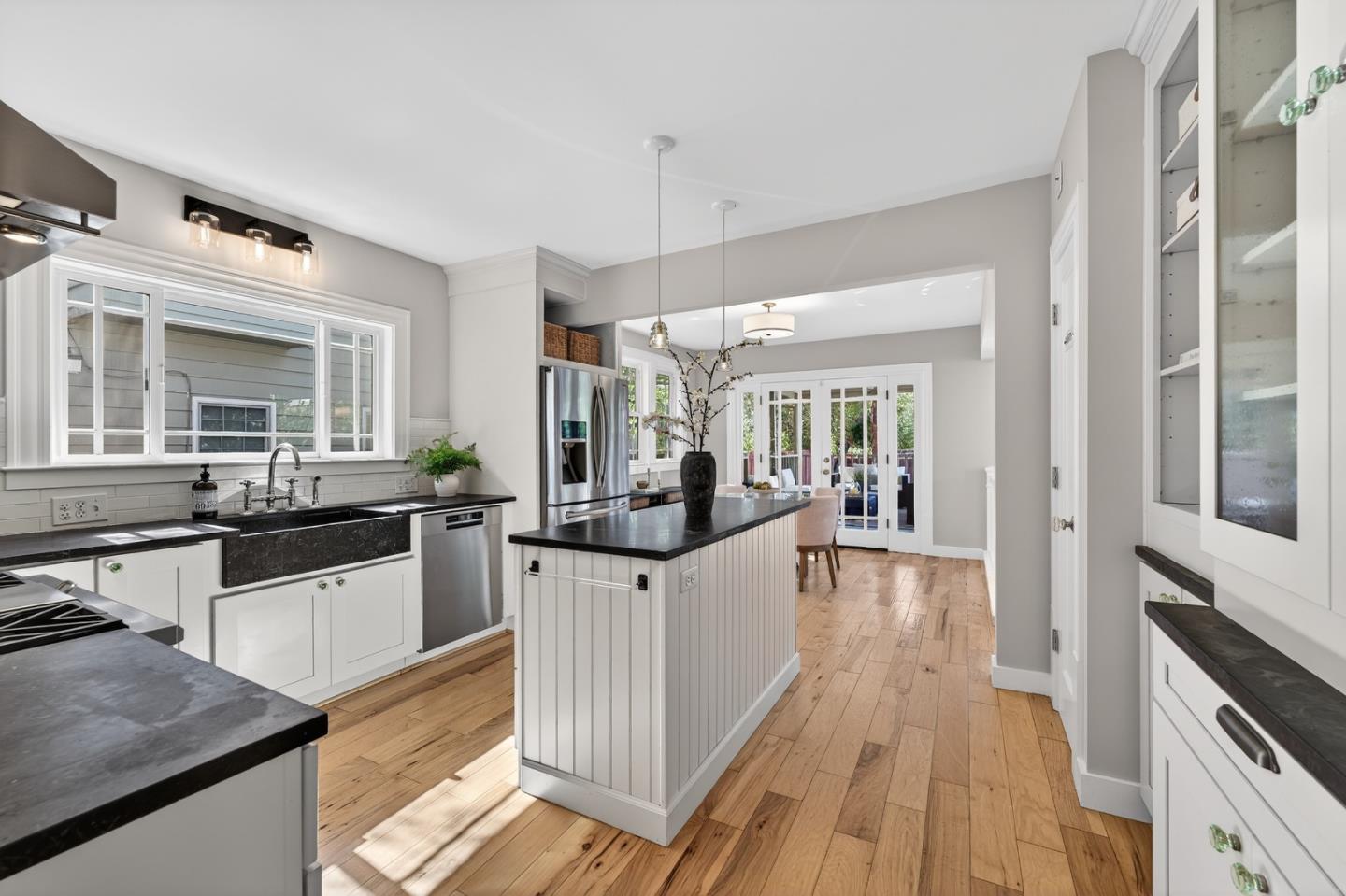 136 Loma Alta Avenue