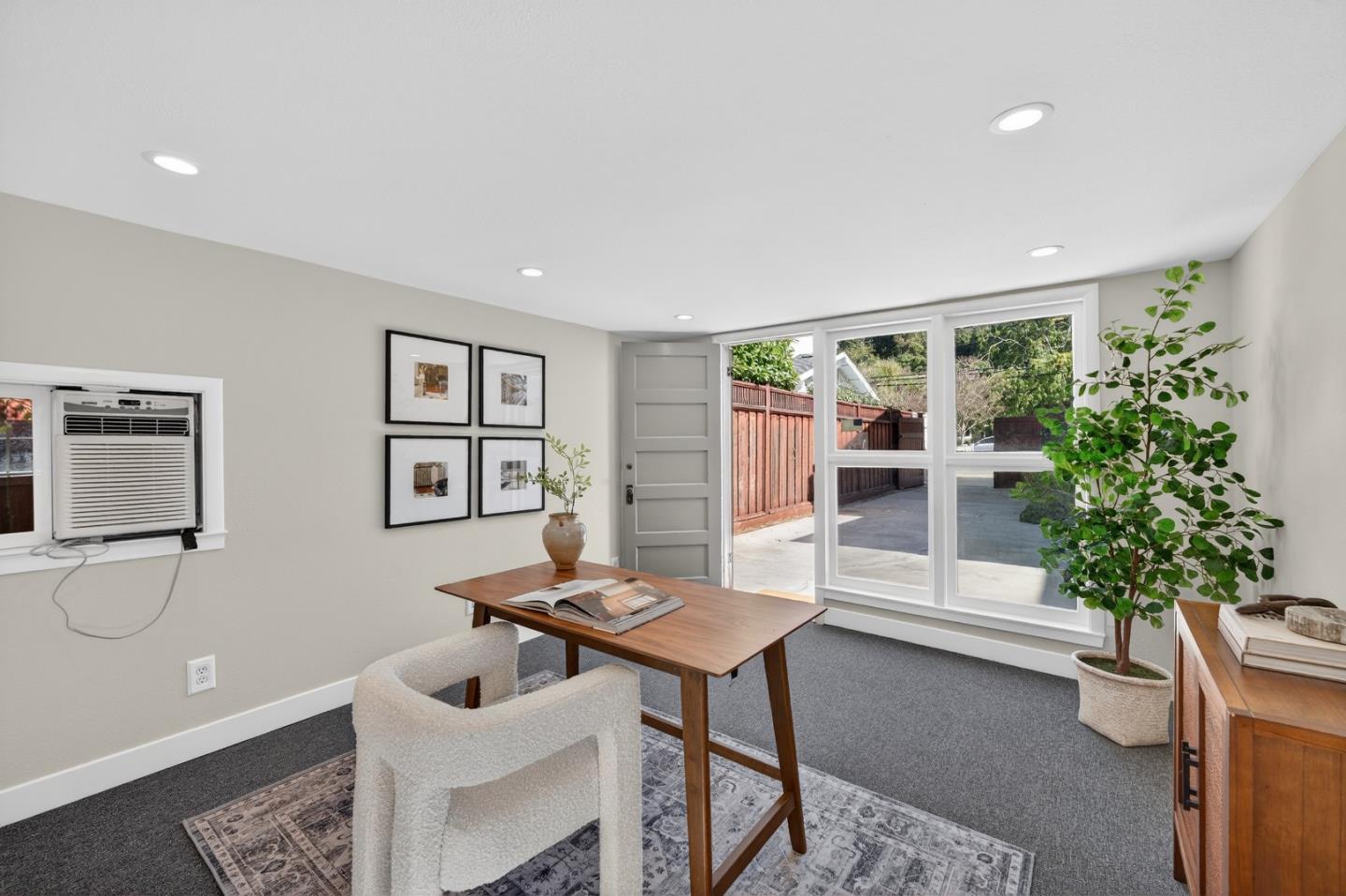 136 Loma Alta Avenue