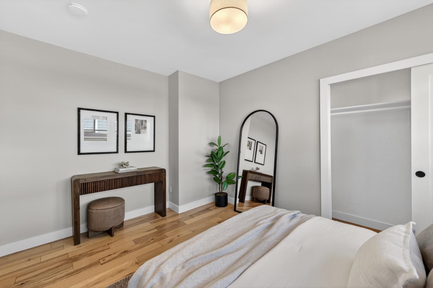 136 Loma Alta Avenue