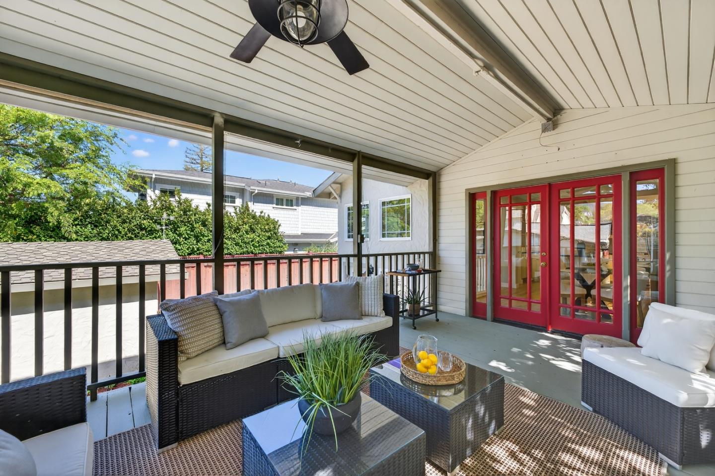 136 Loma Alta Avenue